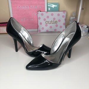 Black Pointed Heels 💋